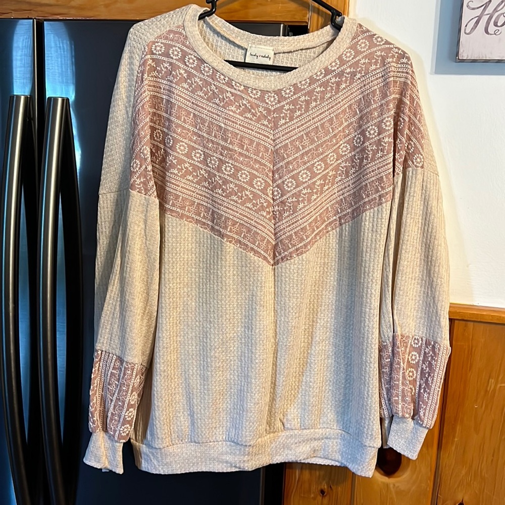 Long sleeve cream and mauve top